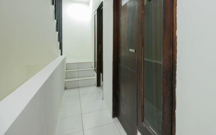 Kamar Keluarga Kalideres Jakarta Buitenkant foto