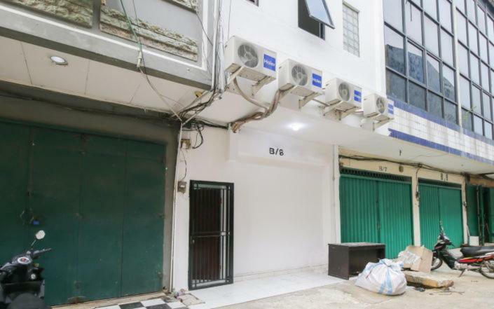 Kamar Keluarga Kalideres Jakarta Buitenkant foto